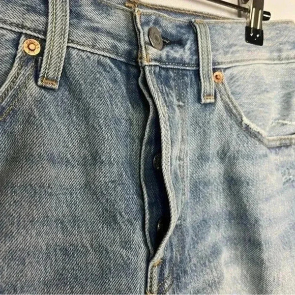 Levi's 501 Light Wash Rolled Cuff Button Fly Denim Shorts 26 - Picture 4 of 4
